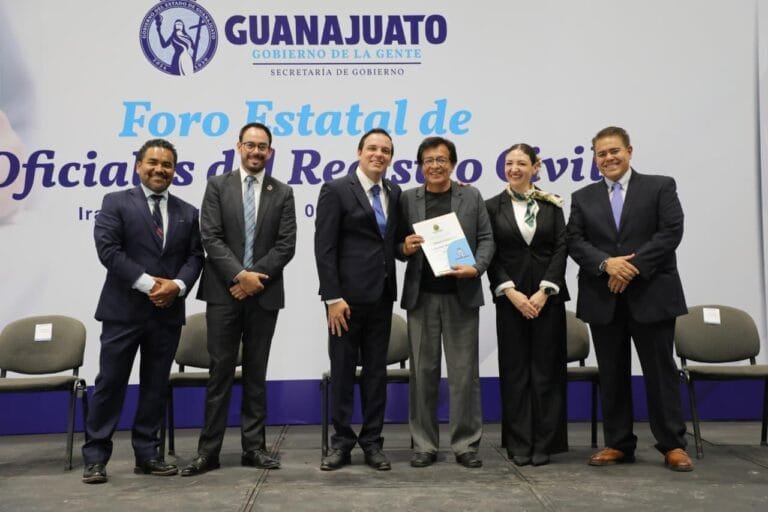 Reconoce el Gobierno de la Gente el trabajo, compromiso y vocación de los Oficiales de Registro Civil en el estado.