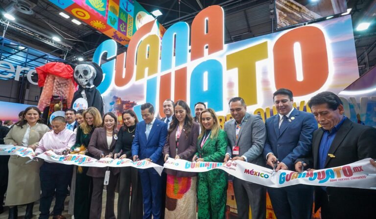 La gobernadora Libia Denisse encabezó la inauguración del Pabellón Guanajuato en la Feria Internacional de Turismo de Madrid.