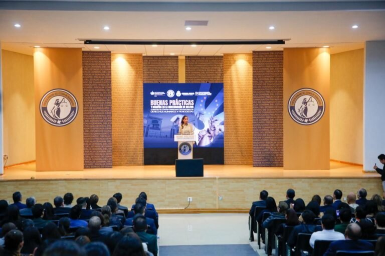 La gobernadora de Guanajuato Libia Dennise acudió al informe “Buenas Prácticas y Desafíos en la Investigación de Delitos Cometidos contra Personas Defensoras de Derechos Humanos y Periodistas”.