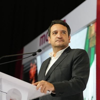 Andy López Beltrán deja Secretaría de Organización de Morena para buscar diputación federal por Tabasco.