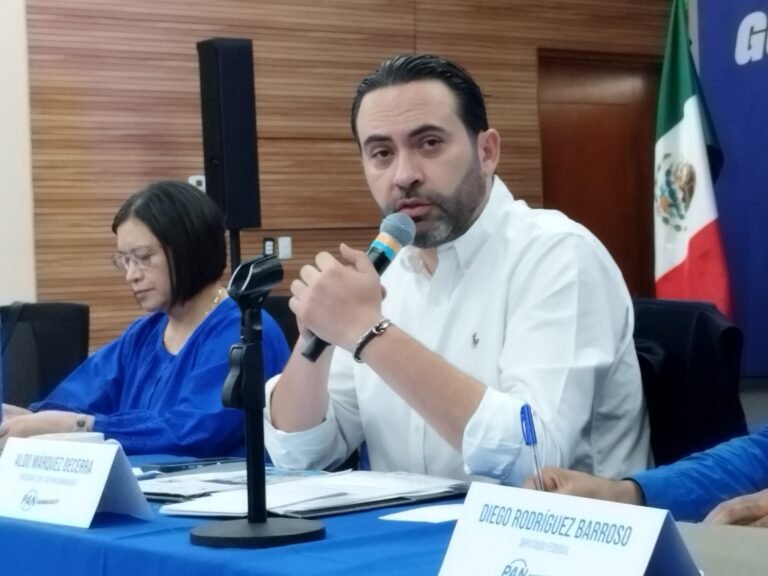 PAN vigilará regulación de IA y redes sociales para evitar censura, advierte Aldo Márquez.
